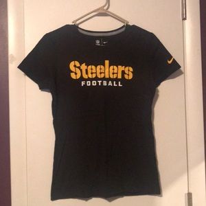 Women’s Steelers tee